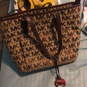 Michael kors purse